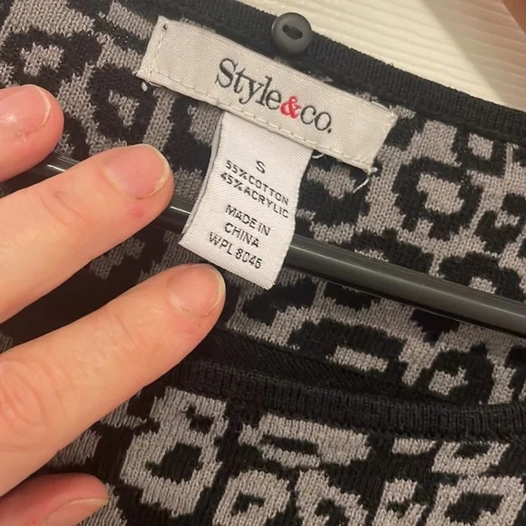 Style & company size small, longer medium weight ,black, white, leopard sweater - Picture 5 of 8